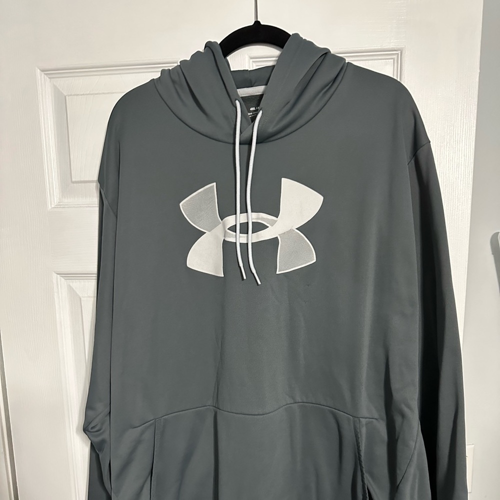 Men’s under armor hoodie